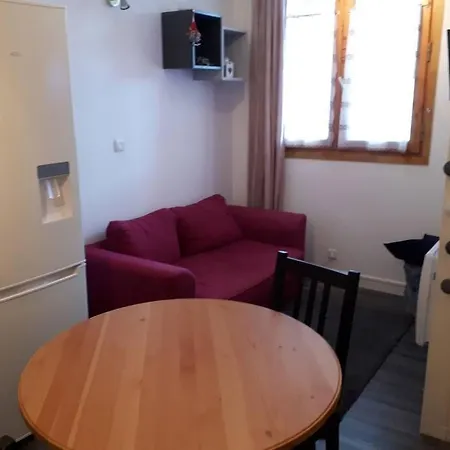 Confortable Face A La Montagne Apartment *