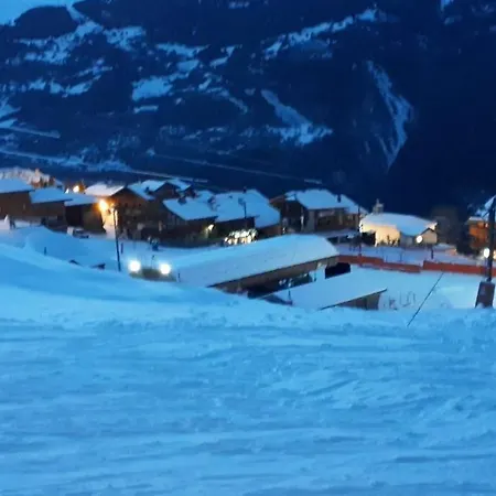 Apartment Confortable Face A La Montagne